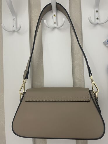 Классические сумки: Италия .В наличии новая натуральная кожаная бежевая сумка Италия в — 8