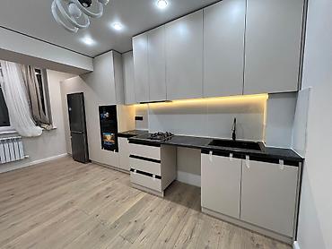 Кухонные гарнитуры: Кухонный гарнитур — 6