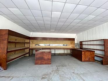 Полки для магазина: Только ветрены продаю 🚨 Срочно Цена договорная тел Комплект — 8