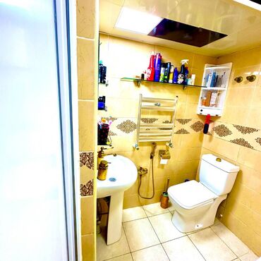 Köhnə tikili: Bakı, 3 otaqlı, Köhnə tikili, m. Həzi Aslanov, 65 kv. m — 12