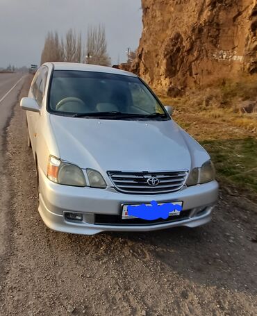 Toyota: Toyota Gaia: 2003 г., 2 л, Автомат, Бензин, Минивэн