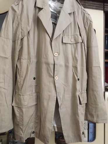 Jakne za prelazni period: Kao nova jakna Beso de Loko, Spain, bež boje sa jedva primetnim — 2