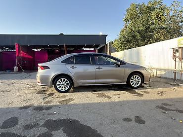 скупка котализатор: Toyota Corolla: 2020 г., Автомат, Гибрид, Седан — 6