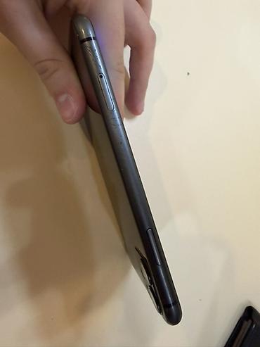 Apple iPhone: IPhone 11, Qara, Face ID — 4