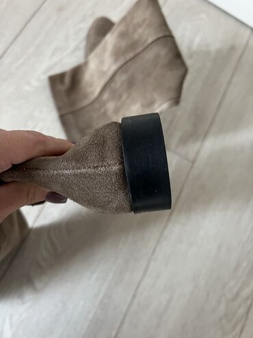 Çəkmələr: Çəkmə, Ölçü: 36, rəng - Bej, İşlənmiş — 8