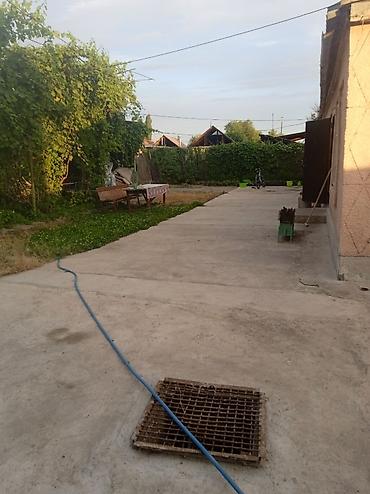 Продажа коттеджей и домов: Продаю дом с участком, в центре Беловодска,, дом 9 м / 16 м навес — 5