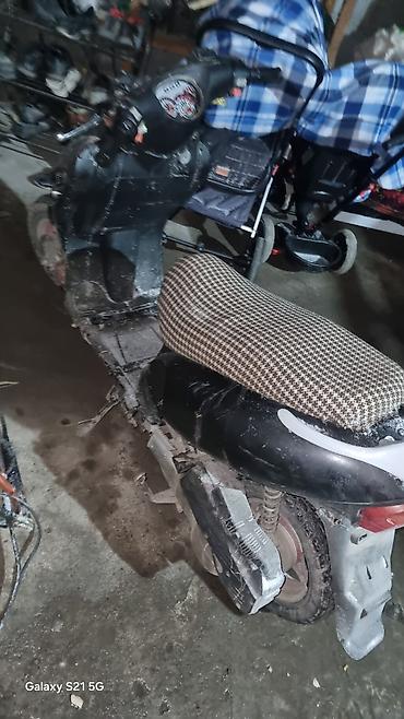 Скутеры: 125 куб. см, Бензин, Б/у — 5