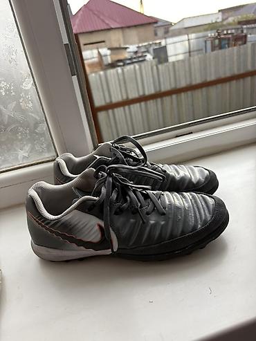 nike react: 41р одевал примерно 4 раза Причина продажи ( на размер большие они — 7
