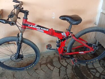 CD, DVD disklər və kassetlər: Landrevoer Sports F600 dağ velosipedi - Rəng: qırmızı, gümüş və qara