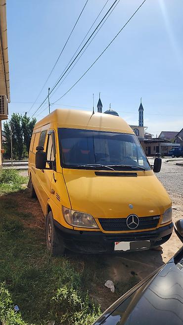 дубл кабина гигант: Mercedes-Benz Sprinter (длинная база, высокий потолок), желтый фургон — 1