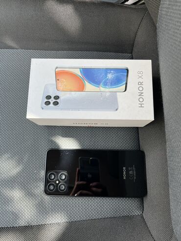 телефон fly g1: Honor X8, цвет - Черный, Отпечаток пальца, Две SIM карты
