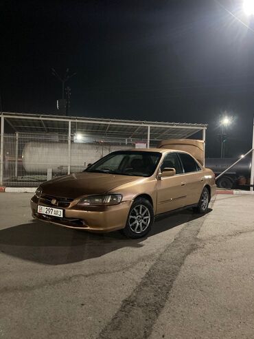 Honda: Honda Accord: 2000 г., 2.3 л, Автомат, Газ, Седан