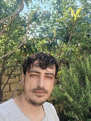 asbaz is: Salam fehle işi axtarıram Bineqedi Novxanı duzlu gölün yanında qalıram — 1
