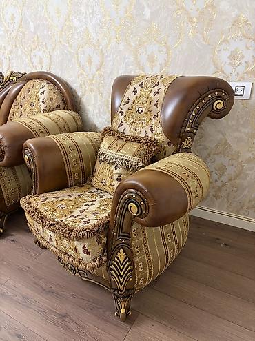 parca bez: Qonaq otağı üçün, İşlənmiş, Açılan, Dördbucaq masa, 8 stul — 6