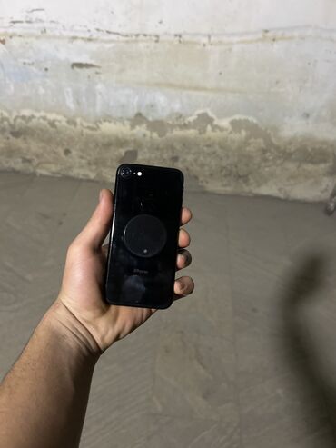 ayfon işlənmiş: IPhone 7, 128 GB, Qara, Barmaq izi