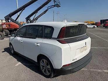 BYD: BYD : 2023 г., Автомат, Электромобиль — 2