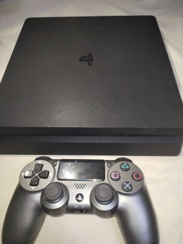 playstation 5 pultu: 2 pultu var 1 TB yaddaş İçində olan oyunlar: GTA 5 Call Of Duty Black