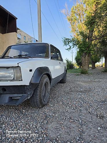 zil 130: ВАЗ (ЛАДА) 2107: 2000 г., 1.6 л, Механика, Бензин, Седан — 2