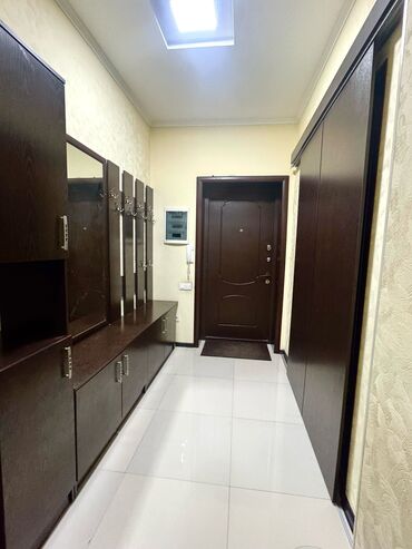продаю дом токбай: Сдаю Офис, 74 м², В бизнес центре, С отдельным входом, С отдельным сан узлом, С системой безопасности