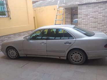 сапог мерс грузовой: Mercedes-Benz E 200: 2.2 л | 2000 г. Седан
