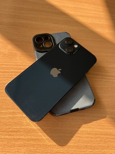 продать айфон 12: IPhone 13, Б/у, 256 ГБ, Midnight, Чехол, 76 %