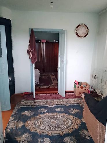 Продажа коттеджей и домов: Продаётся дача с хозяйственными постройками и просторным двором. - — 12