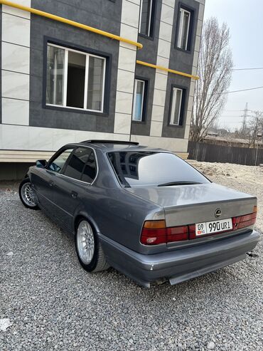 BMW: BMW 525: 1991 г., 2 л, Механика, Бензин