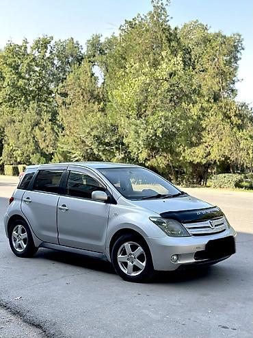 Toyota Ist: 2003 г., 1.3 л, Автомат, Бензин, Хэтчбэк — 3