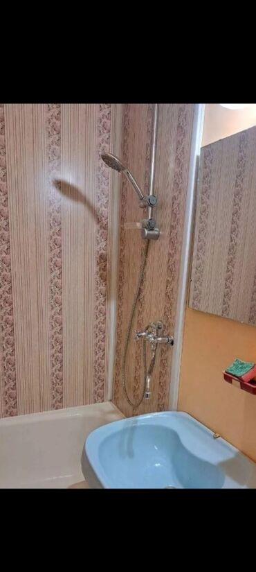 купить дом в джалал абаде: 67 м², 4 комнаты, Парковка, Забор, огорожен