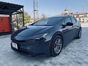 нехия 2: Toyota Prius: 2023 г., 2 л, Вариатор, Гибрид, Хэтчбэк — 7