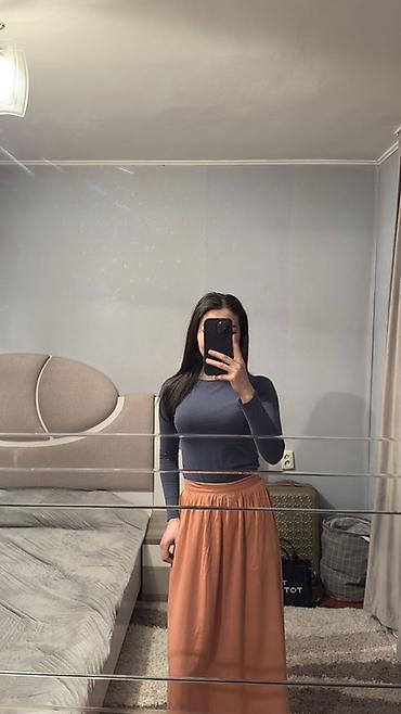 Другая женская одежда: Женская одежда — подборка базовых вещей - Юбка макси: легкая — 1