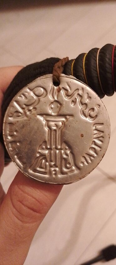 Qəlyan, vayp və aksesuarları: Qədim qəlyan aparatı tam işlək vəziyyətdə Üzərindəki naxışlar əl işi -da lalafo.az — 13 Qəlyan, vayp və aksesuarları: Qədim qəlyan aparatı tam işlək vəziyyətdə Üzərindəki naxışlar əl işi — 13