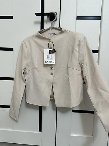 безрукавка lining: Жакет ANTELL - Модель: укороченный жакет без воротника (стойка) — 1