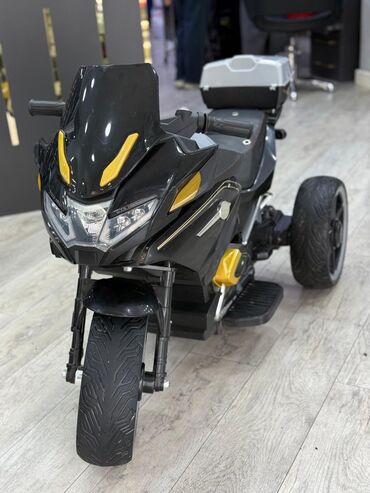 Avtokreslolar: Ussq motosikleti 300 azn yeni kimidi alan ozu gorecek 1 2 defe usaq