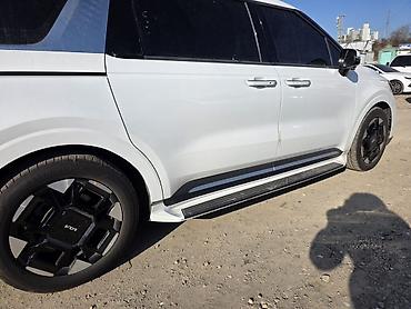 Kia: Kia Carnival: 2022 г., Минивэн — 19