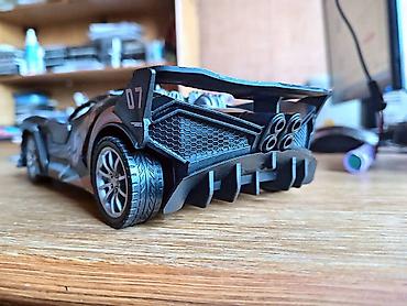 Autići: Novi RC auto. Ima punjivu bvateriju i USB punjač. Dimenzije 21 — 4