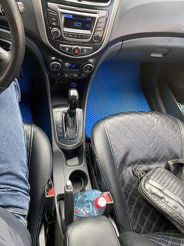 Hyundai: Hyundai Solaris: 2015 г., 1.6 л, Автомат, Бензин, Седан — 4