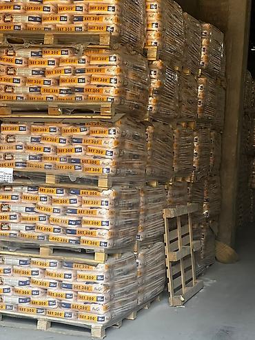 Сухая строительная смесь SET 300, фасовка по 25 кг. Назначение: -