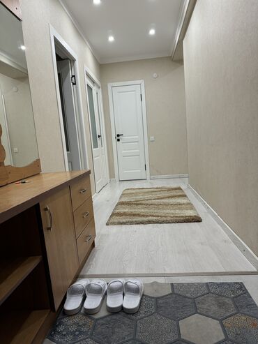 Посуточная аренда квартир: 2 комнаты, Душевая кабина, Постельное белье, Парковка