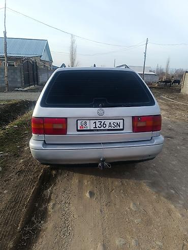 Volkswagen: Volkswagen Passat Variant: 1993 г., 1.8 л, Механика, Бензин, Универсал — 2