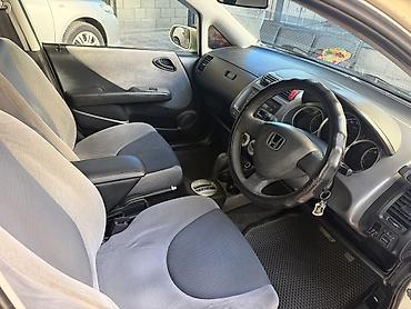 Haima: Honda Fit: 2004 г., 1.3 л, Автомат, Бензин, Хэтчбэк — 6
