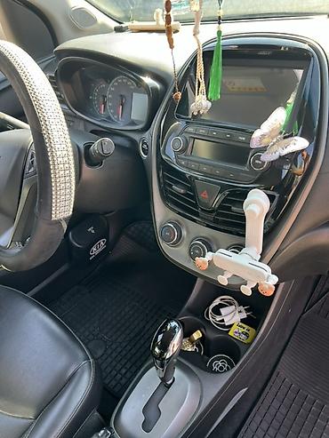 spark 7: Chevrolet Spark: 2018 г., Хэтчбэк — 8