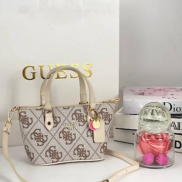 Torbe: Mini torba Guess 1981 – monogram platno - Model: mini tote/crossbody — 11
