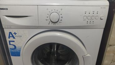 продам кофемашину бу: Стиральная машина Beko, Б/у, Автомат, До 5 кг, Полноразмерная