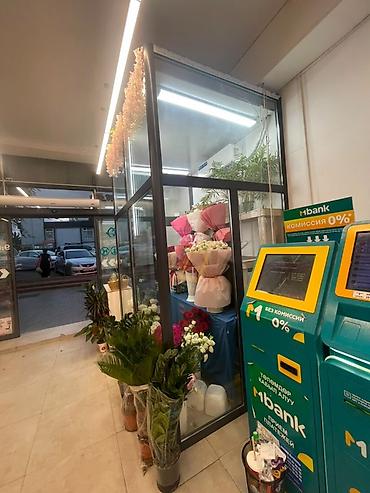 Коммерческая недвижимость: Продается готовый бизнес Флористическая точка ноходящая на превой — 4
