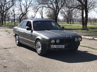 bmw 525: BMW 520: 1992 г., 2 л, Механика, Бензин, Седан
