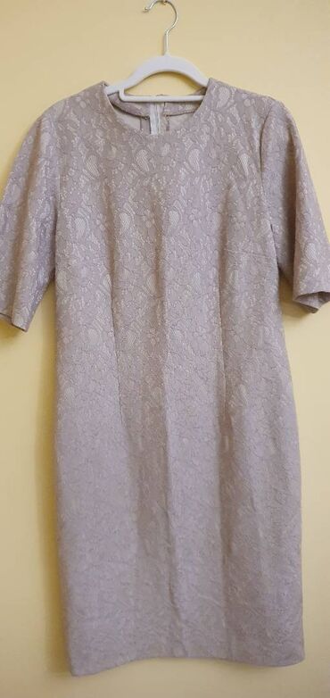 Haljine: Svečane i elegantne haljine u M veličini. Cena 700-1500din. Pošaljite — 9