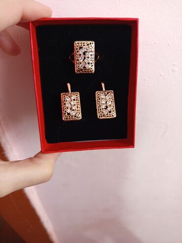 Tuflilər: Üzük və sırğalar - Metal: qızılı tonlu qirmizi rus qizili rengi - — 13