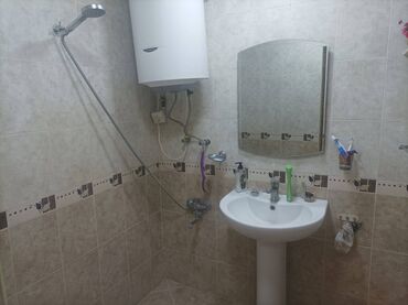 Köhnə tikili: Bakı, 3 otaqlı, Köhnə tikili, 82 kv. m — 4