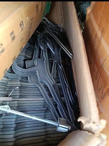 Вешалки, плечики: Вешалки, плечики, Б/у, Самовывоз — 1